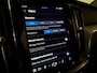 Volvo V60 T6 AWD Recharge Plus Dark | Schuifdak | 360 Camera | Harman Kardon | Adaptieve Cruise Control | Stoelverwarming voor+achter | Stuurwielverwarming | Full LED Meesturende koplampen | Pilot Assist | BLIS Dode Hoek Detectie | Elektrische voorstoelen geheugen | R-Design Contour Stoelen met wit stiksel en bies | Zitting verlenging voorstoelen | 19 Inch | Google Infotainment | Keyless Drive | Parkeersensoren voor+achter | Privacy Glass | Elektrisch bedienbare achterklep | DAB Radio | Apple Carplay/Android Auto | Volvo On Call met mobiele App functie | Thunder Grey Metallic |