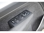 Volvo XC40 B4 211PK Plus Black Edition / Adaptive Cruise control / 360 Camera / Extra getint glas / 20'' velgen / Harman Kardon / Elektrisch verstelbare stoelen met geheugen / Stoel- en stuurverwarming / Elektrisch panorama schuifdak / Trekhaak elektrisch uitklapbaar