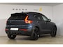 Volvo XC40 B4 211PK Plus Black Edition / Adaptive Cruise control / 360 Camera / Extra getint glas / 20'' velgen / Harman Kardon / Elektrisch verstelbare stoelen met geheugen / Stoel- en stuurverwarming / Elektrisch panorama schuifdak / Trekhaak elektrisch uitklapbaar