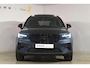 Volvo XC40 B4 211PK Plus Black Edition / Adaptive Cruise control / 360 Camera / Extra getint glas / 20'' velgen / Harman Kardon / Elektrisch verstelbare stoelen met geheugen / Stoel- en stuurverwarming / Elektrisch panorama schuifdak / Trekhaak elektrisch uitklapbaar