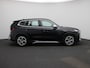 BMW iX1 xDrive30 (200kW) | Climate Control | Stoelverwarming | Parkeersensoren | Achteruitrijcamera | Lichtmetalen Velgen |