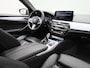BMW 5-Serie Touring 530e 215kW xDrive Auto | Apple Carplay / Android Auto | Panoramadak | Sfeerverlichting | Harman / Kardon | Achteruitrijcamera | Trekhaak |