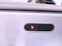 Mercedes-Benz CLA 250 e AMG Nightpakket Plug-In Hybride | Sfeerverlichting | Keyless Go | Stoeverwarming | DAB | Parkeerpakket met Camera | Inclusief 24 maanden Mercedes-Benz Certified garantie voor Europa.