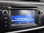 Toyota Auris 1.8 Hybrid Lease | Dealer onderhouden! | Cruise Control | ACC | Achteruitrijcamera | Nav | 17" LMV