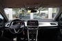 Volkswagen T-Roc 1.5 TSI, Stoel-Stuurverw, Trekhaak, All-Season, PDC 360, Camera, CarPlay etc.