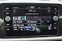 Volkswagen T-Roc 1.5 TSI, Stoel-Stuurverw, Trekhaak, All-Season, PDC 360, Camera, CarPlay etc.