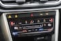 Volkswagen T-Roc 1.5 TSI, Stoel-Stuurverw, Trekhaak, All-Season, PDC 360, Camera, CarPlay etc.