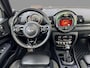 MINI Clubman 2.0 Cooper S Chili Serious Business | Panoramadak | Harman Kardon | Head-Up Display | Leder | Stoelverwarming | Park Assist | LED | Navigatie | 18” MINI Yours | Dealeronderhouden | 1e Eigenaar |