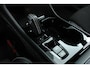 Volvo XC40 T3 R-Design | Kunstlederen/Alcantara Bekleding | LED Koplampen |Verwarmde Voorstoelen | Navigatiesysteem full map + hard disk | Rijstrooksensor Met Correctie | File Assistent | Achteruitrij Assistent| Dodehoekdetectie Met Correctie |