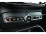 Volvo XC40 T3 R-Design | Kunstlederen/Alcantara Bekleding | LED Koplampen |Verwarmde Voorstoelen | Navigatiesysteem full map + hard disk | Rijstrooksensor Met Correctie | File Assistent | Achteruitrij Assistent| Dodehoekdetectie Met Correctie |