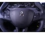 Peugeot 208 1.2 PureTech Blue Lion Airco navigatie NAP stuurbediening bluetooth DAB-ontvangst cruise-controle hoogte verstelbare bestuurders stoel 4-seizoenen banden PDC-achter