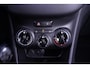 Peugeot 208 1.2 PureTech Blue Lion Airco navigatie NAP stuurbediening bluetooth DAB-ontvangst cruise-controle hoogte verstelbare bestuurders stoel 4-seizoenen banden PDC-achter