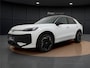 Volkswagen T-Roc 1.5 eTSI R-Line | Camera | Side Assist | ACC | Elek. Achterklep | Stuur-/Stoelverwarming | Matrix LED | Spiegelpakket | 19'' |