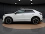 Volkswagen T-Roc 1.5 eTSI R-Line | Camera | Side Assist | ACC | Elek. Achterklep | Stuur-/Stoelverwarming | Matrix LED | Spiegelpakket | 19'' |