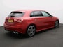 Mercedes-Benz A-klasse 180 AMG Nightpakket | Sfeerverlichting | Stoelverwarming | DAB | LED | Parkeerpakket met Camera | Inclusief 24 maanden Mercedes-Benz Certified garantie voor Europa.