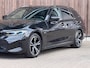 BMW 3-Serie Touring 330e High Executive / M-sport / Trekhaak / Adaptief Cruise /