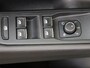 Volkswagen T-Roc 1.5 eTSI R-Line | Trekhaak | Achteruitrijcamera | Matrix LED verlichting | Keyless | Adaptieve cruise control | Dodehoekdetectie | Stoel- en stuurwielverwarming | Elektrische kofferklep |