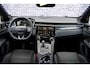Lynk & Co 01 1.5 Plug-in Hybrid | PHEV | Donkere Hemelbekleding | Panoramadak | 360 Graden Camera | Parkeersensoren | Infinity Audio | Keyless Entry | Elektrische Achterklep | Elektrisch Verstelbare Stoel | LED Koplampen | Cruise Control Adaptief | Dodehoekdetectie | Stoelverwarming | Navigatie | Apple Carplay | Android Auto