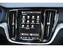 Volvo V60 T8 455PK Plug-in hybrid AWD Plus Dark | trekhaak | Climate pack | 360 graden camera | HUD | Panoramadak