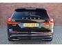Volvo V60 T8 455PK Plug-in hybrid AWD Plus Dark | trekhaak | Climate pack | 360 graden camera | HUD | Panoramadak