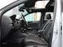 Volkswagen T-Roc 1.5 TSI 150PK Sport | Panoramadak | 19inch velgen | Two-tone