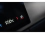 Lynk & Co 08 1.5 More | Stoelmassage & Stoelventilatie | Stoelverwarming voor & achter | Verwarmd stuurwiel | Elektrisch bedienbare achterklep | Elektrisch Schuif/Kanteldak | Panoramadak | Dodehoekassistentie | Actieradius gecombineerd 1100 km | Apple CarPlay/Android Auto | 23 Harman Kardon speakers | Adaptive Cruise Control |