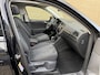 Volkswagen Tiguan 1.4 TSI eHybrid 245pk Elegance Business+ | Panoramadak | Trekhaak wegklapbaar | Virtual cockpit | Adaptieve cruise | Camera | Navigatie | Apple CarPlay | Stoel&stuurverwarming | Keyless | DAB | Sfeerverlichting | IQ-light | Elektrische achterklep | Volledig onderhouden