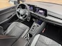 Volkswagen Golf 1.5 eTSI R-Line Business+ Trekhaak / Carpay / stoel-stuurverwarming / Camera