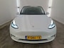 Tesla Model Y 75 kWh 351pk Long Range AWD | SOH 90% | Incl. 24 Maanden Bovag garantie | 19" | Pearl White
