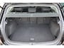 Volkswagen Golf 1.5 TSI Highline 130PK TREKHAAK | Airco (automatisch) | Bots waarschuwing systeem | Hill hold functie