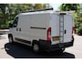 Peugeot Boxer 330 2.2 HDI L1H2 XR 2016 | Dubbele Schuifdeur | Trekhaak | Parkeersensoren | Imperiaal | Stuurwiel Bediening | 2 Sleutels | Nationale Autopas