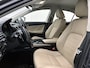 Lexus IS 300h Business Line | Safety Pack | Adaptive Cruise Control | Lane Assist | Stoelverwarming | Parkeersensoren voor+achter | Lederen bekleding | Navigatie | achteruitrijcamera |