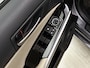 Lexus IS 300h Business Line | Safety Pack | Adaptive Cruise Control | Lane Assist | Stoelverwarming | Parkeersensoren voor+achter | Lederen bekleding | Navigatie | achteruitrijcamera |