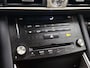 Lexus IS 300h Business Line | Safety Pack | Adaptive Cruise Control | Lane Assist | Stoelverwarming | Parkeersensoren voor+achter | Lederen bekleding | Navigatie | achteruitrijcamera |