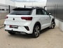 Volkswagen T-Roc 1.5 TSI R-Line Panorama Virtual ACC Trekhaak Keyless