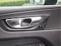 Volvo XC60 2.0 B4 R-Design Navi / Carplay / Camera / Elekramen / Keyless / Leder / 21''LM / BTW auto  / Mild-Hybride