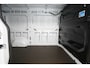 Renault Master E-Tech 3.5t Long Range 87 kWh L2H2 | Snelladen | SOH 99% | Clima | Camera | Carplay | Cruise | Virtual | 3 Zits | 2500KG Trekgew.