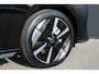 Peugeot e-308 SW GT 54 kWh | SOH 98% | Fase 3 laden | Nieuw model | 6.500km | Warmtepomp | Luxe stoelen | Alcantara |