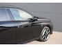 Peugeot e-308 SW GT 54 kWh | SOH 98% | Fase 3 laden | Nieuw model | 6.500km | Warmtepomp | Luxe stoelen | Alcantara |