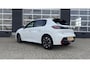 Peugeot 208 Hybrid 100 e-DCS6 Allure | NL auto | Parkeer sensoren voor & achter | Apple Carplay / Android Auto | 16" LMV | Climate Control |