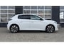 Peugeot 208 Hybrid 100 e-DCS6 Allure | NL auto | Parkeer sensoren voor & achter | Apple Carplay / Android Auto | 16" LMV | Climate Control |