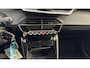 Peugeot 208 Hybrid 100 e-DCS6 Allure | NL auto | Parkeer sensoren voor & achter | Apple Carplay / Android Auto | 16" LMV | Climate Control |