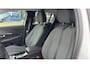 Peugeot 208 Hybrid 100 e-DCS6 Allure | NL auto | Parkeer sensoren voor & achter | Apple Carplay / Android Auto | 16" LMV | Climate Control |
