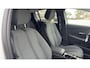 Peugeot 208 Hybrid 100 e-DCS6 Allure | NL auto | Parkeer sensoren voor & achter | Apple Carplay / Android Auto | 16" LMV | Climate Control |