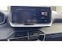 Peugeot 208 Hybrid 100 e-DCS6 Allure | NL auto | Parkeer sensoren voor & achter | Apple Carplay / Android Auto | 16" LMV | Climate Control |