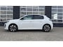 Peugeot 208 Hybrid 100 e-DCS6 Allure | NL auto | Parkeer sensoren voor & achter | Apple Carplay / Android Auto | 16" LMV | Climate Control |