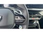 Peugeot 208 Hybrid 100 e-DCS6 Allure | NL auto | Parkeer sensoren voor & achter | Apple Carplay / Android Auto | 16" LMV | Climate Control |