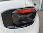 Jeep Avenger 1.2 e-Hybrid Altitude (Elektrische Klep - JBL - Keyless Entry - Adaptieve Cruise Controle - LED - Automatische Airco - Navigatie - Apple Carplay)