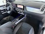 Mercedes-Benz GLA 180 AMG Line | Panoramaschuifdak | Night| Achteruitrijcamera | Dodehoekassistent |