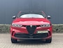 Alfa Romeo Tonale 1.3T PHEV Edizione Business | Schuifdak | Rondomzicht camera | 19'' LM velgen